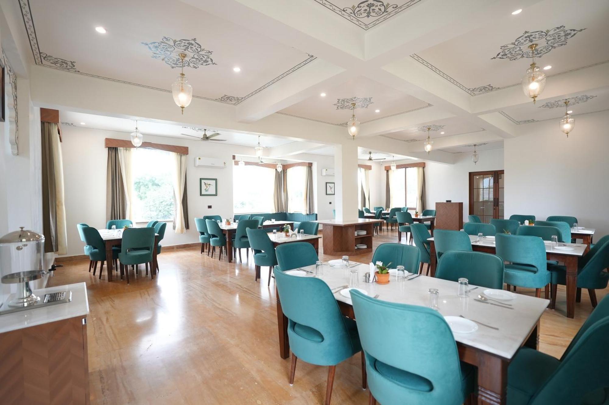 Maangarh Resorts Udaipur Ngoại thất bức ảnh
