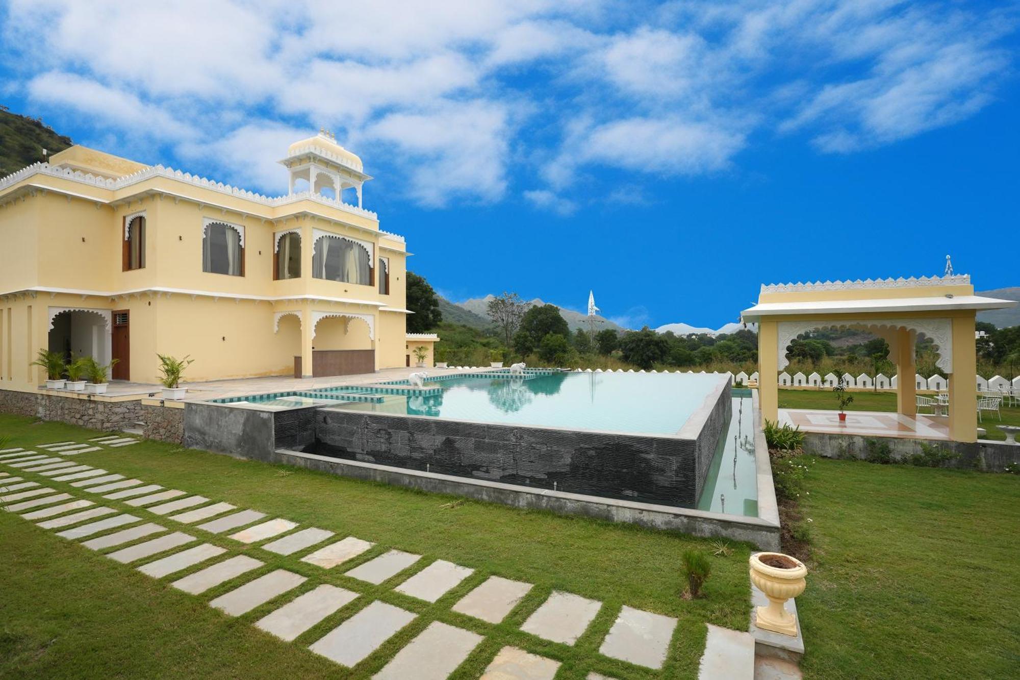 Maangarh Resorts Udaipur Ngoại thất bức ảnh