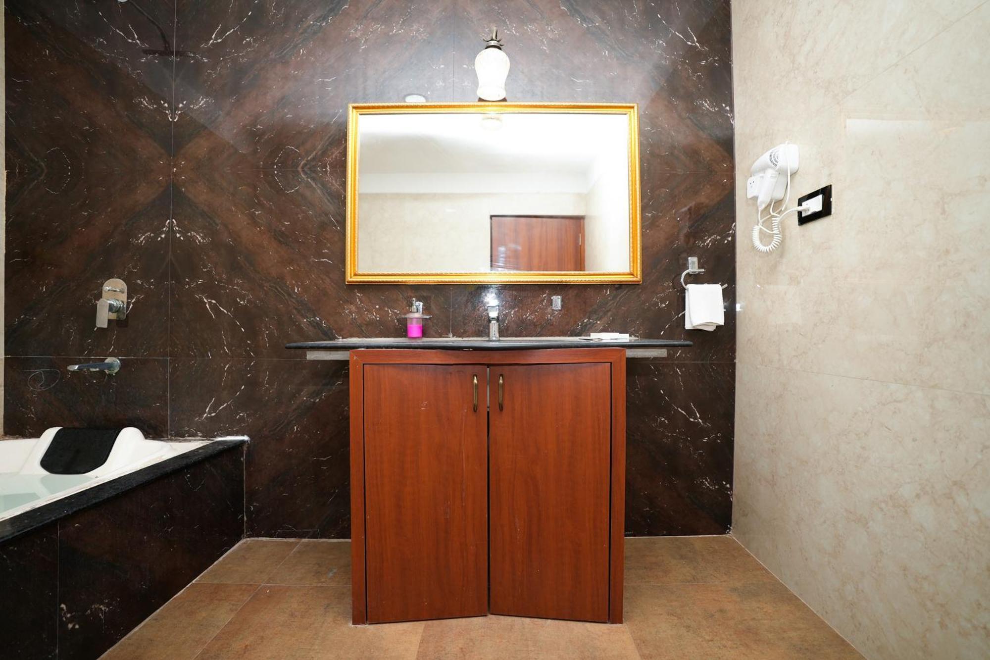 Maangarh Resorts Udaipur Ngoại thất bức ảnh