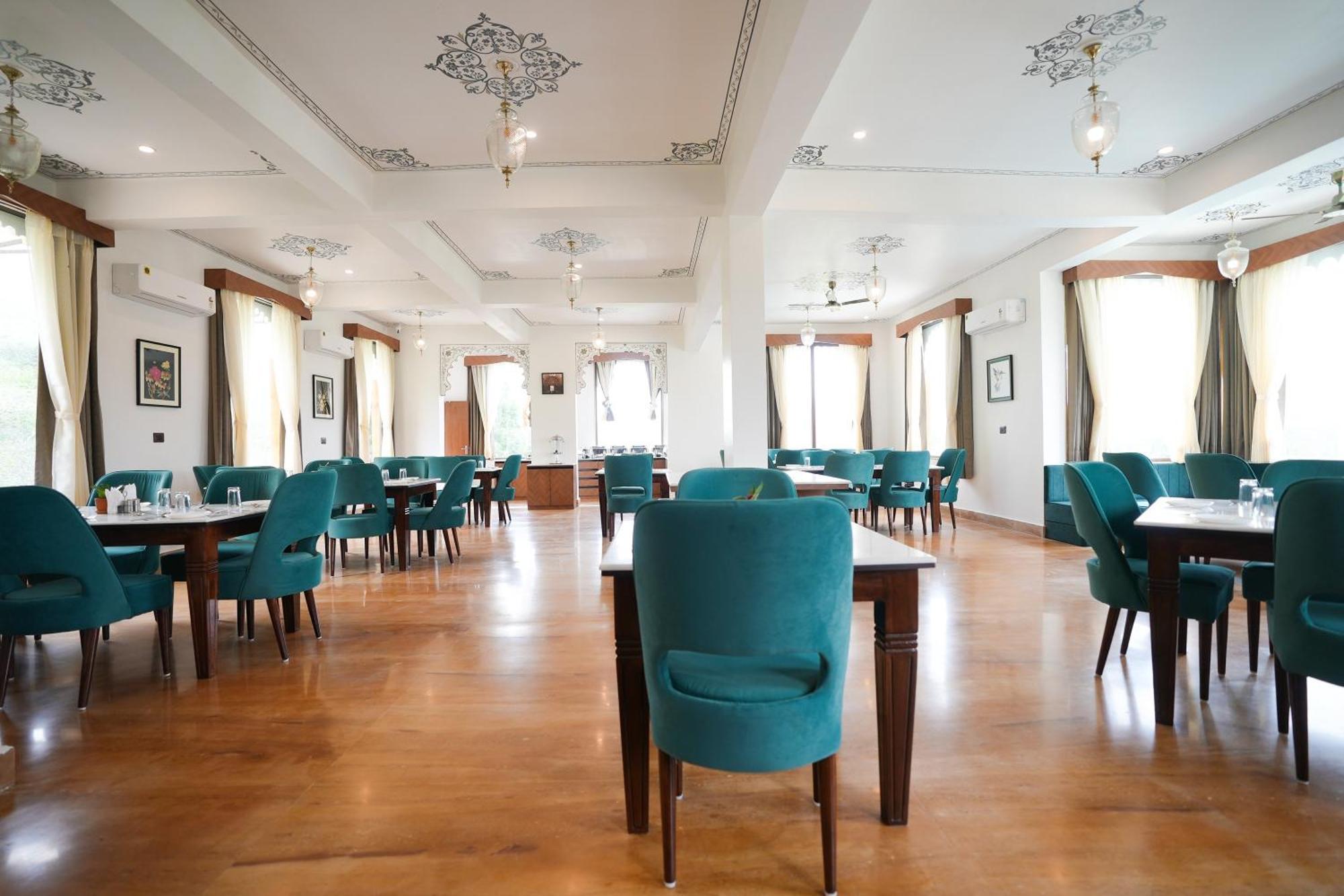 Maangarh Resorts Udaipur Ngoại thất bức ảnh