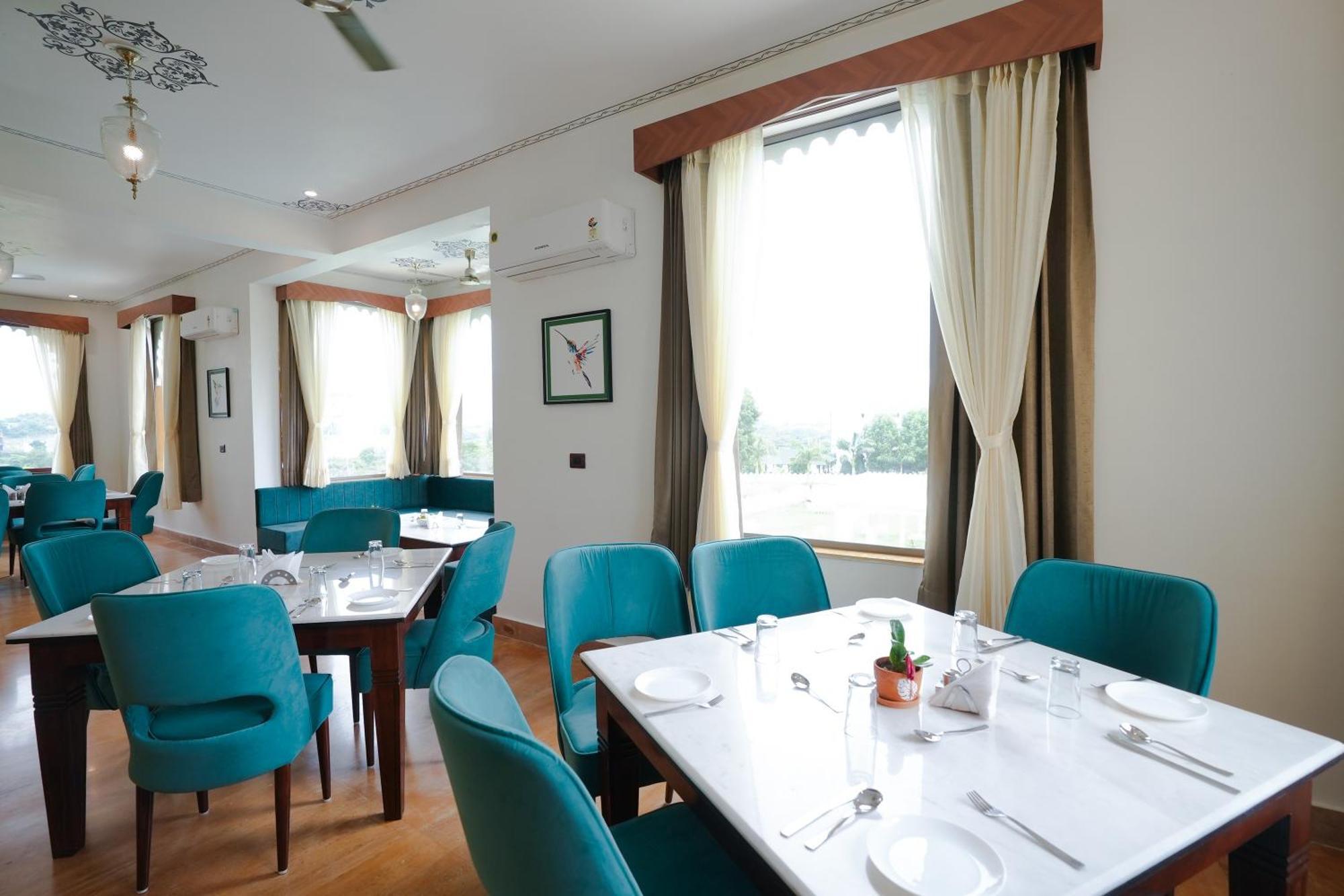 Maangarh Resorts Udaipur Ngoại thất bức ảnh