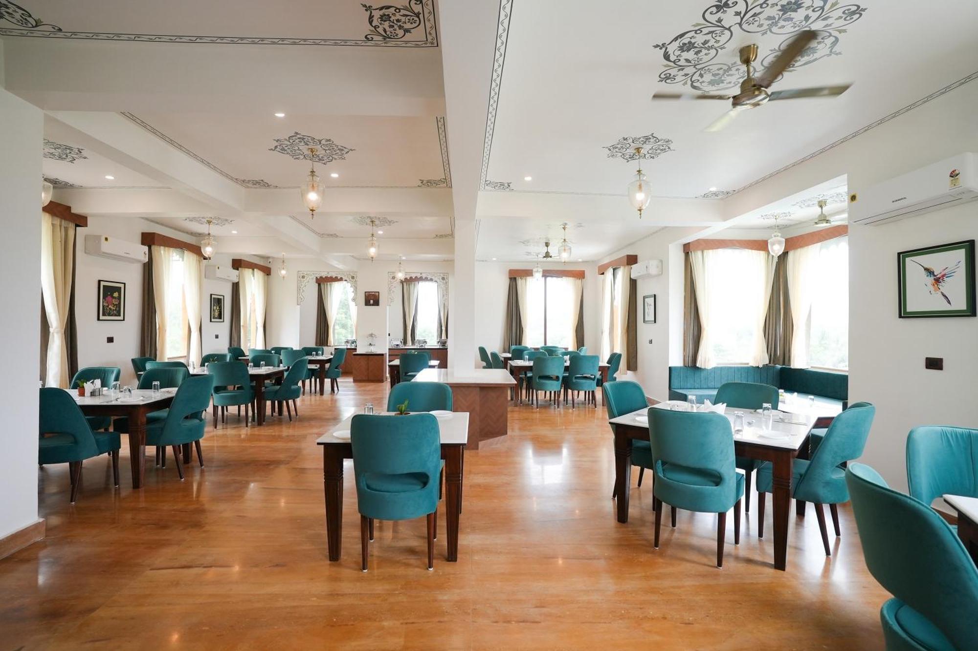 Maangarh Resorts Udaipur Ngoại thất bức ảnh